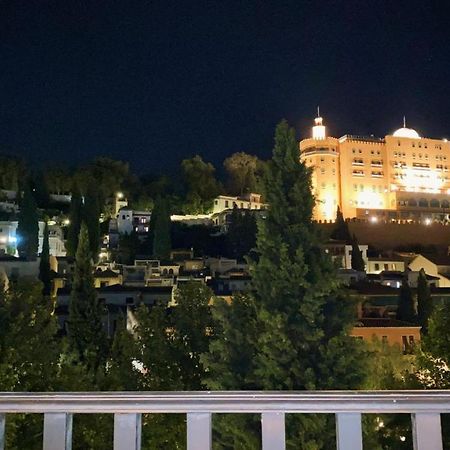 Campo Del Principe Apartment Granada Bagian luar foto