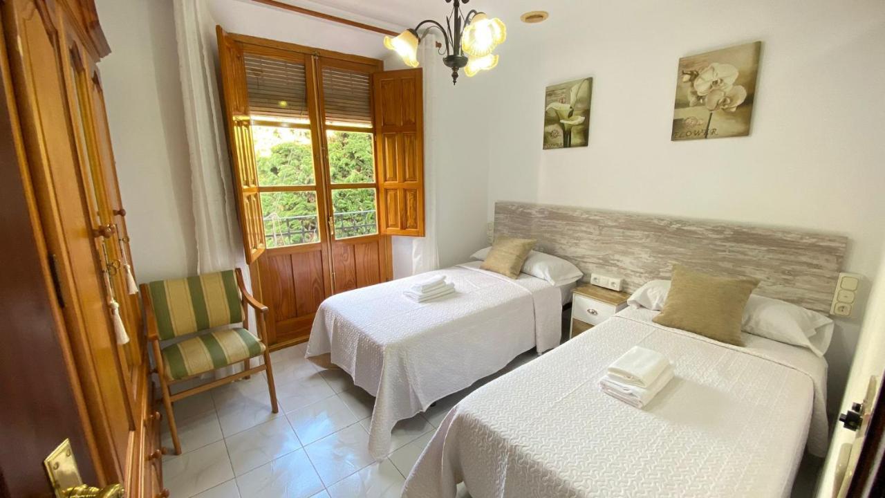 Campo Del Principe Apartment Granada Bagian luar foto
